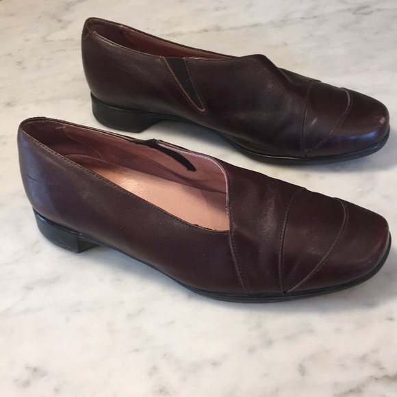 Low heeled leather work shoe - Picture 3 of 8